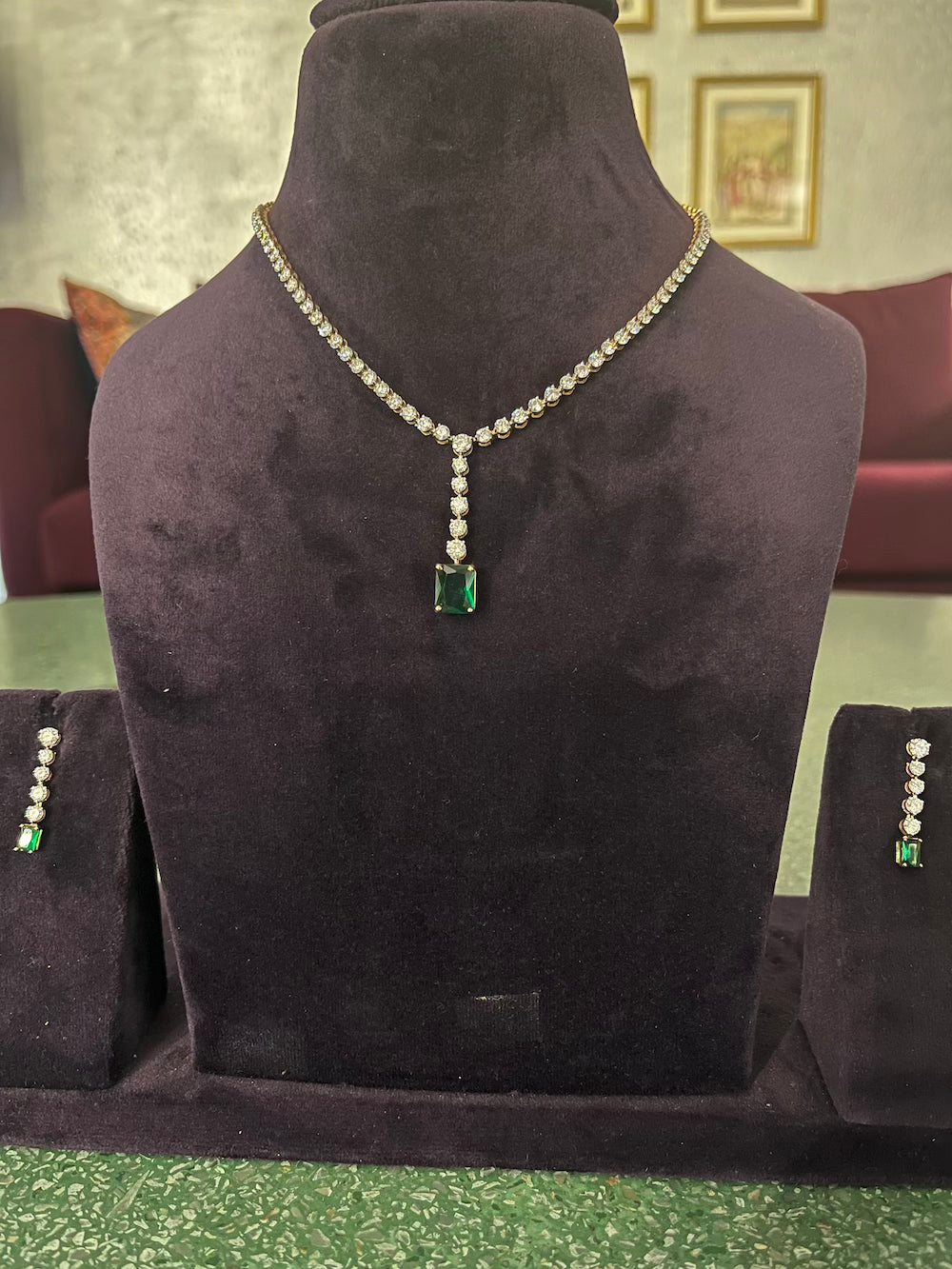 Aarna Emerald Set