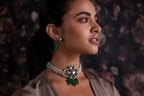 Open Setting Choker with Green Stone