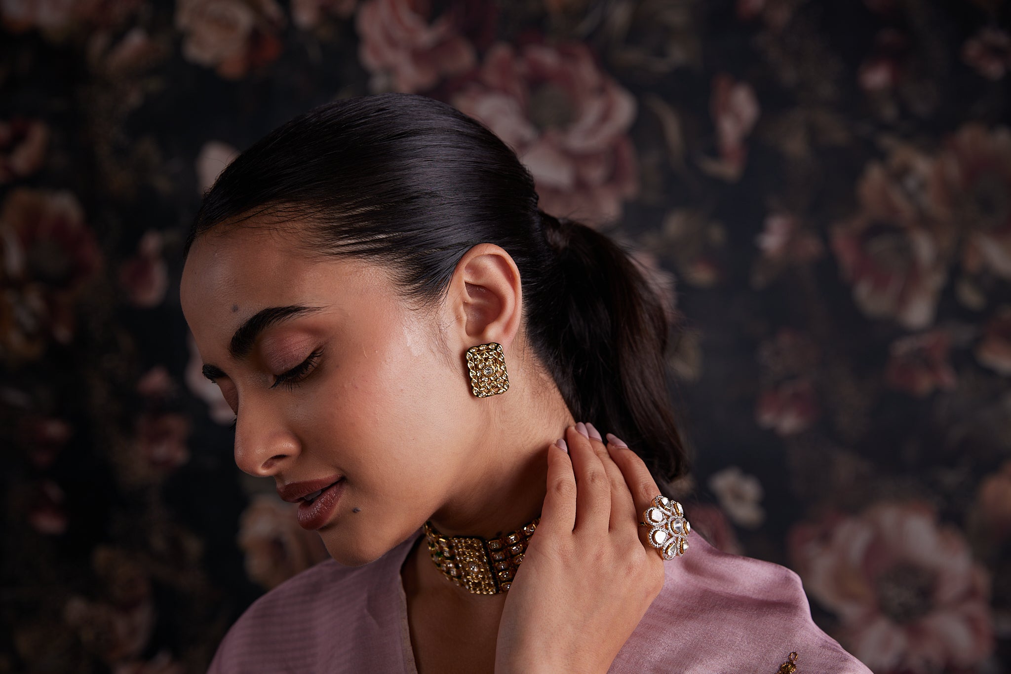 Zeenat Gold Studs