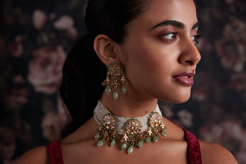 Vilandi Choker with Russian Stone