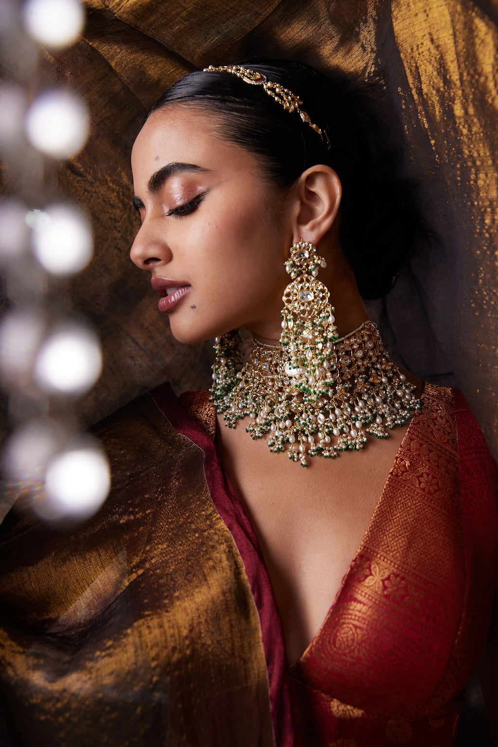 All White Vilandi Choker